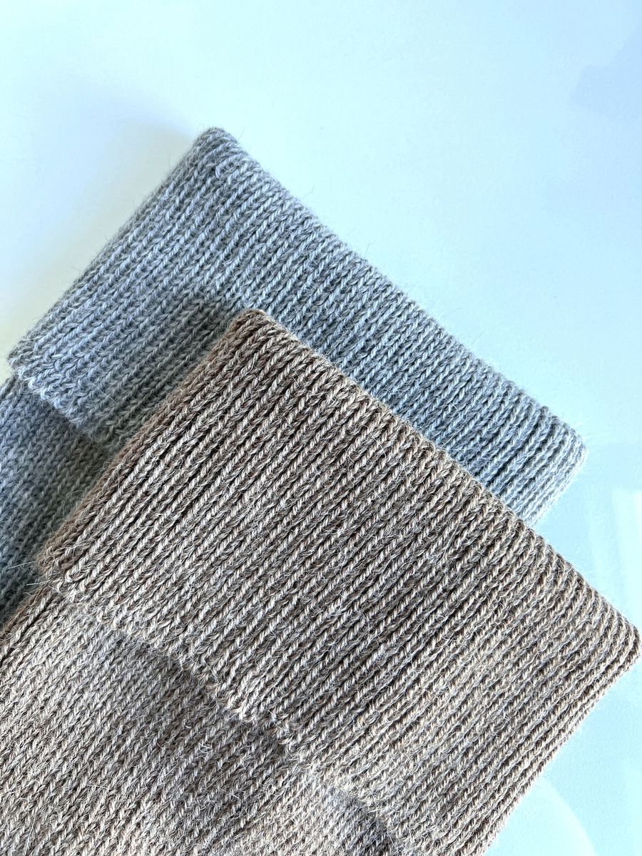 Wełniana czapka wywijana HELEN 100% Alpaka 618 Nugat