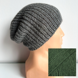 KIARA Beanie-Mütze aus 100% Alpaka 9032 ciemny bluszcz