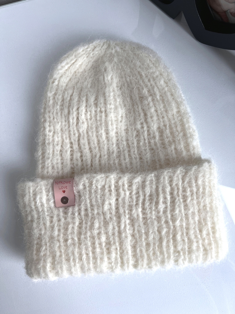 WATA CUKROWA – czapka z alpaki i merynosa damska ręcznie robiona 01 ecru