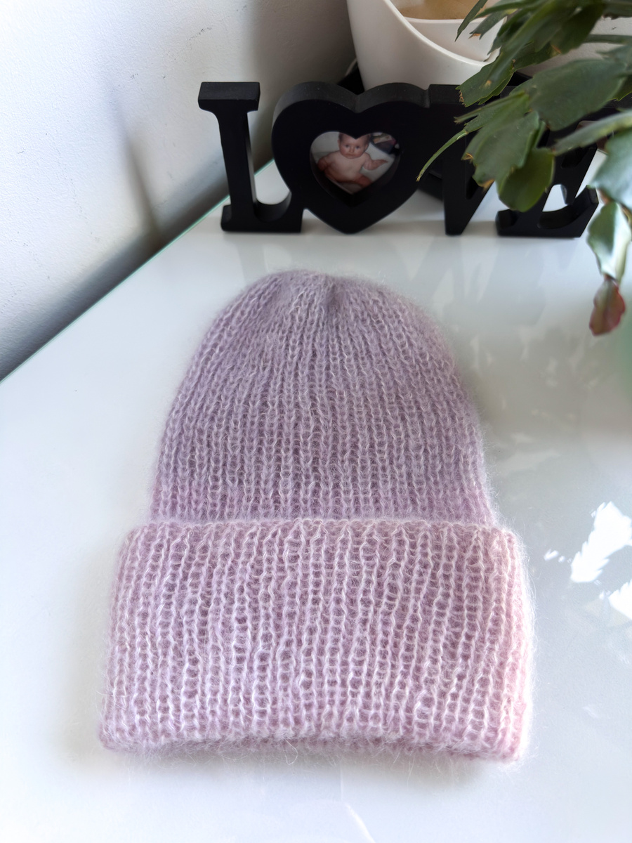 Ręcznie robiona, wywijana Czapka moherowa z jedwabiem Jasny różowy