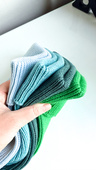 VARELLA – czapka z wełny merino baby 31 jaskrawozielona