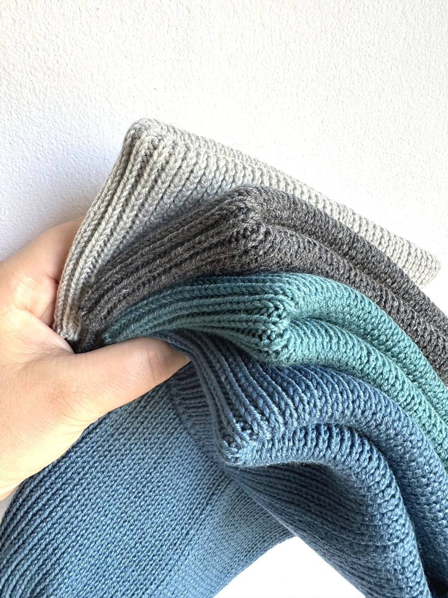 VARELLA Beanie-Mütze aus Merinowolle 100% Baby Merino 22 Hellgrau winterlich