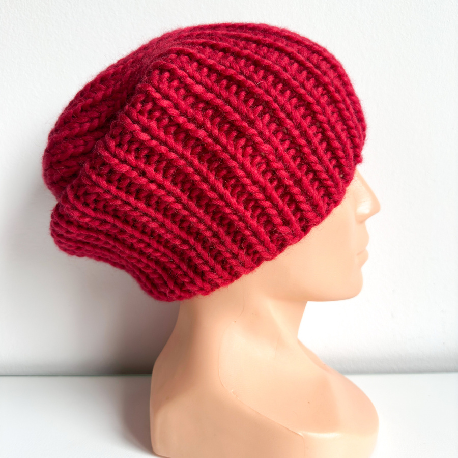 Ręcznie robiona czapka damska JANKA 100% Wełna owcza 08 Szkarłatna Czerwień