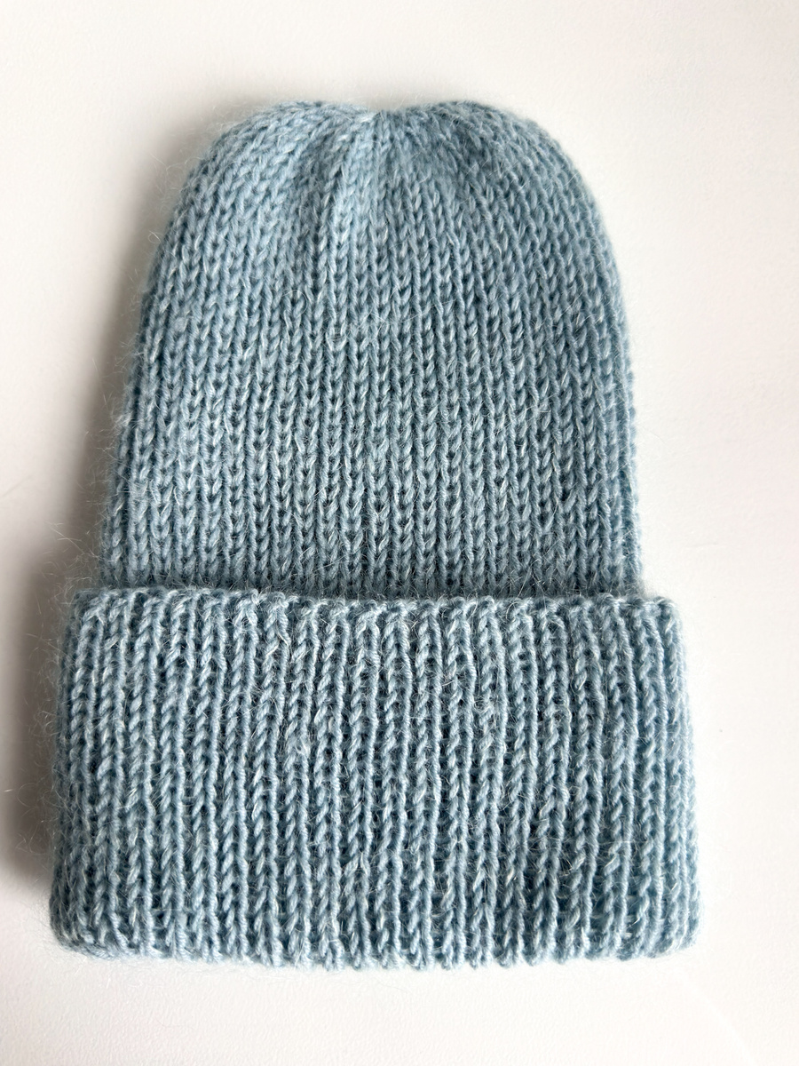 Ręcznie robiona czapka beanie AUREA 100% Baby Merino plus moher i jedwab 43/08 Jasny Morski