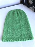 CHMURKA Beanie-Mütze aus Alpaka 43 papuzia zieleń