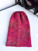 VARELLA 2.0 Beanie-Mütze aus Merinowolle 75% Zinnias rot-bordeaux dünn für die Übergangszeit