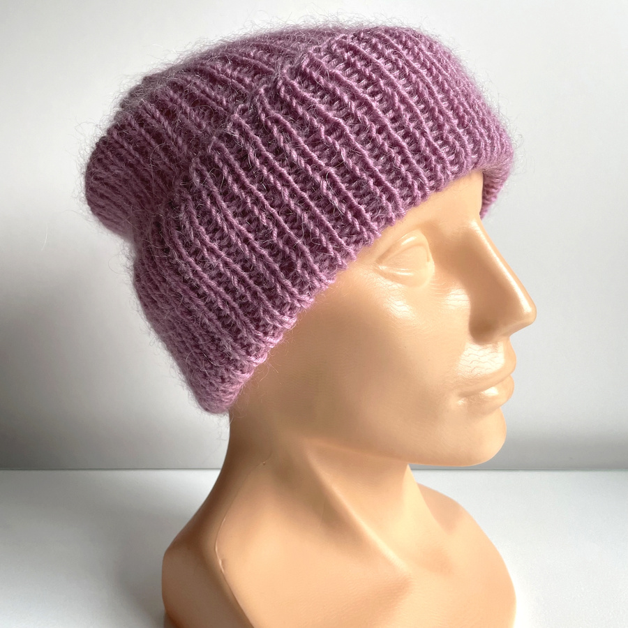 Ręcznie robiona czapka beanie AUREA 100% Baby Merino plus moher i jedwab 27/04 Stary Róż