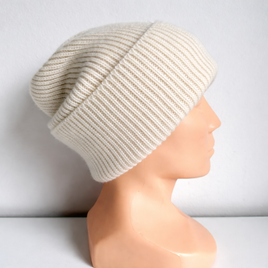 MAREN Turn-Up Beanie 100% Cashmere 599 Nitkowe Love