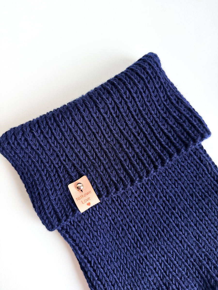 Ręcznie robiony KOMIN HELLI 100% Baby Merino - WYBIERZ KOLOR