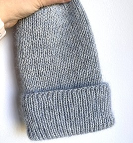 AUREA – czapka beanie handmade baby merino + moher i jedwab 22/06 Szaro Błękitny