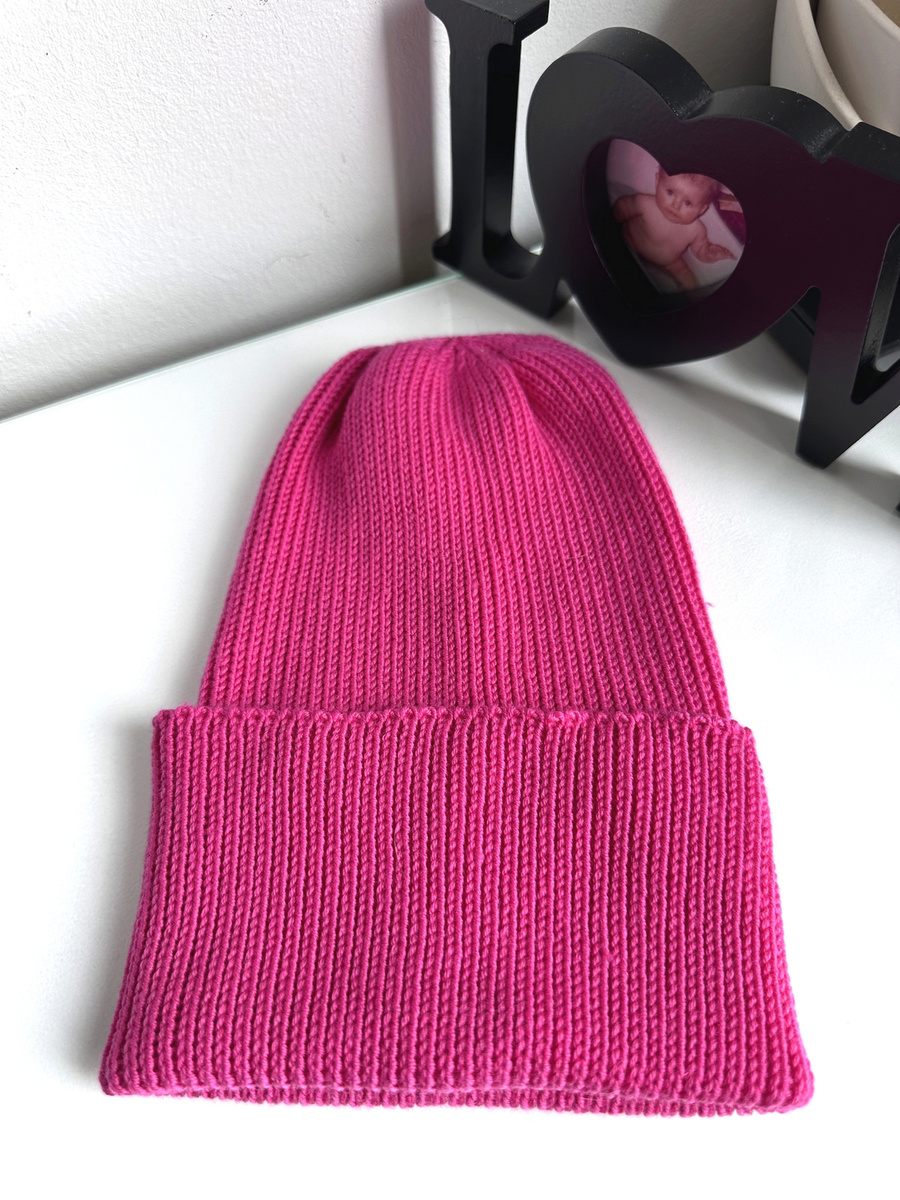 VARELLA – czapka beanie z wełny merino 100% Baby Merino 08 Fuksja jesienno-zimowa