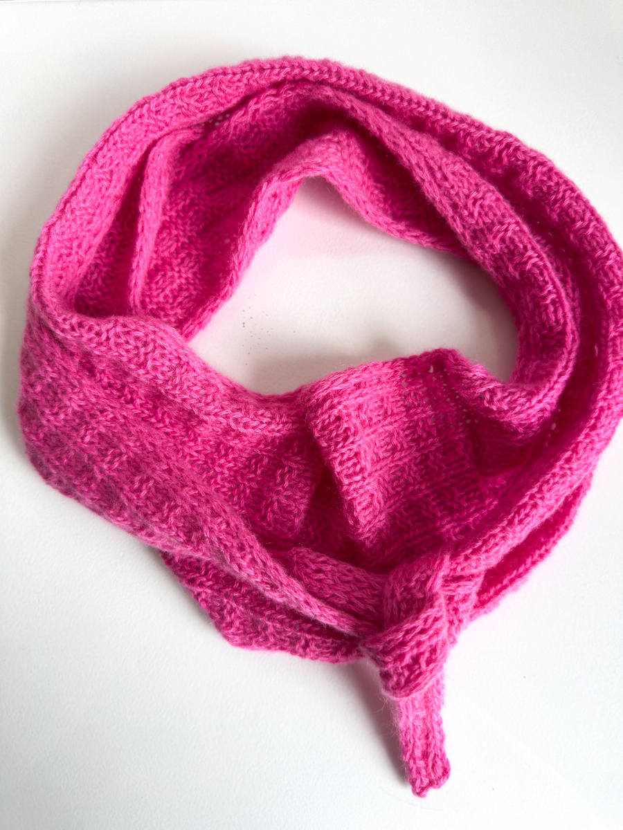 Słodki szalik, apaszka z kaszmiru Nitkowe Love 662 Marilyn