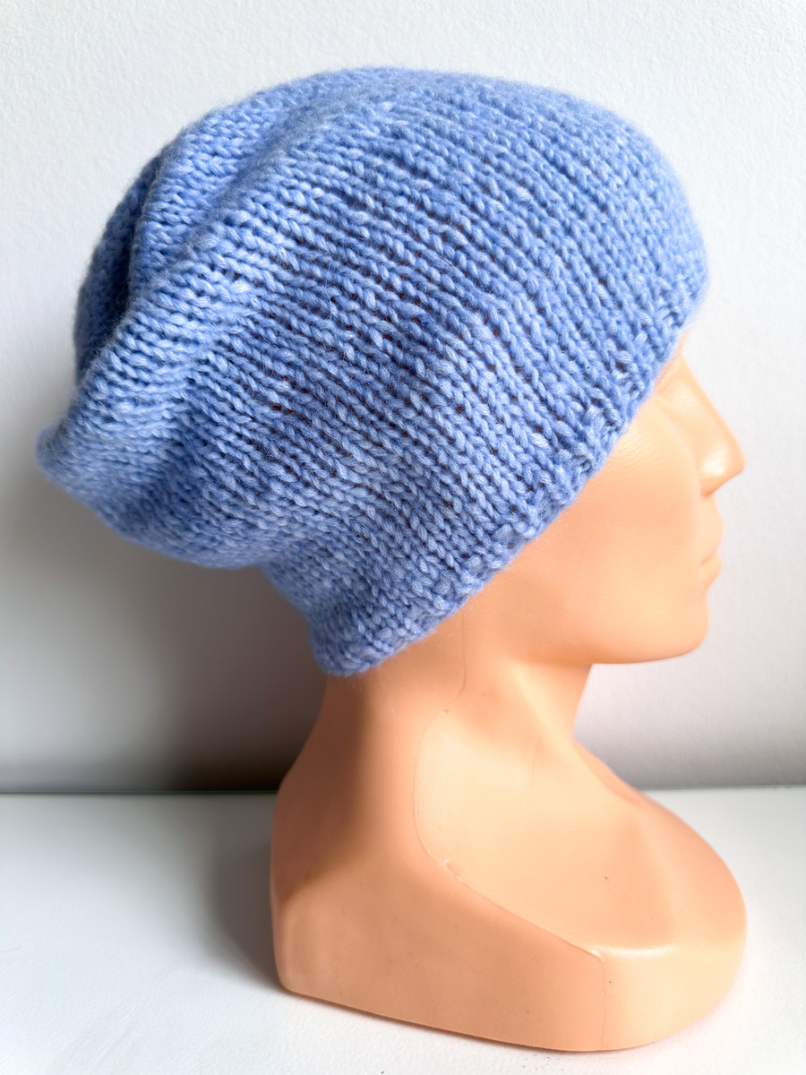 Ciepła czapka ręcznie robiona CHMURKA Alpaka 36 jasnoniebieski