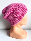 Ręcznie robiona czapka beanie AUREA 100% Baby Merino plus moher i jedwab 07/62 Lody truskawkowe