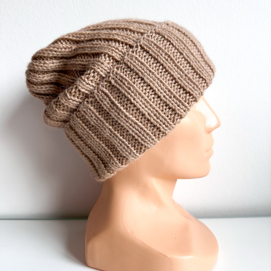 Czapka wywijana zrobiona ręcznie LAURIN 100% Alpaka 302 Camel