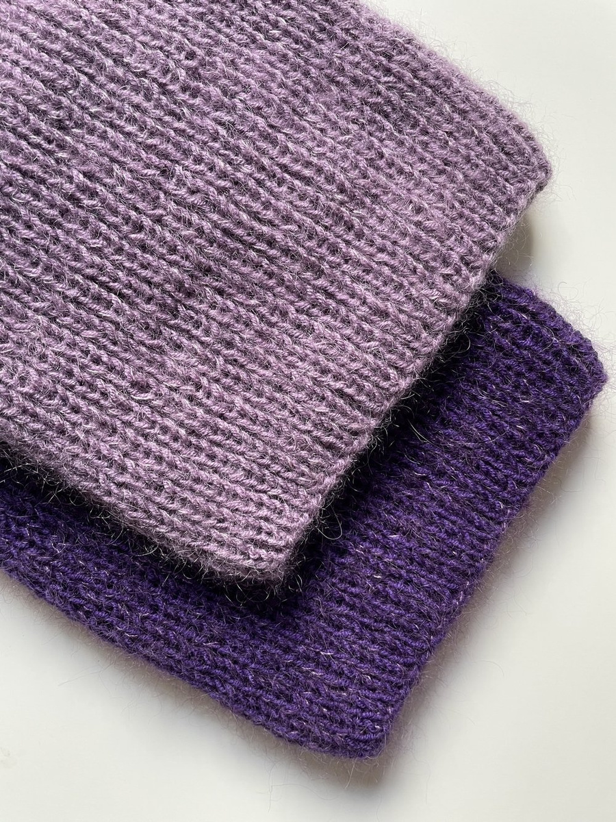 Handmade women's hat AUREA 100% Baby Merino plus mohair and silk 40/05 Amethyst