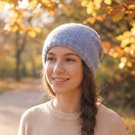 CHMURKA Beanie-Mütze aus Alpaka 36 Hellblau