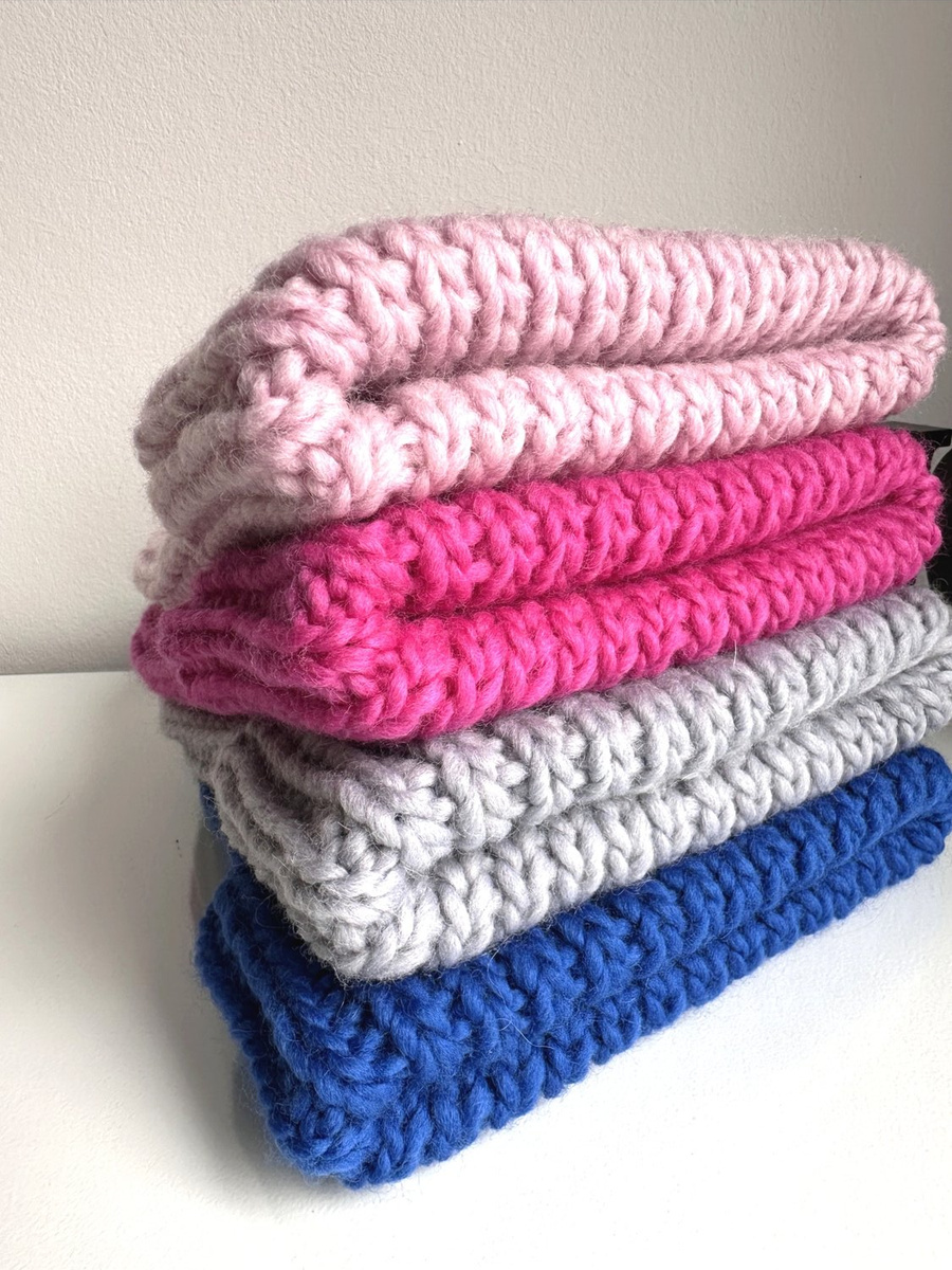 Ręcznie robiona czapka wywijana JANKA 100% Wełna owcza 30 Pastelowy Róż