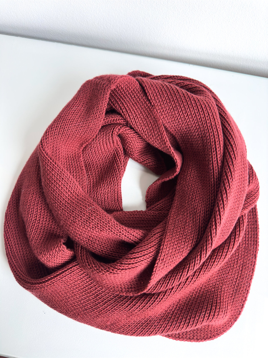 Wełniany komin zawijany 100% Baby Merino 51 Bordowy