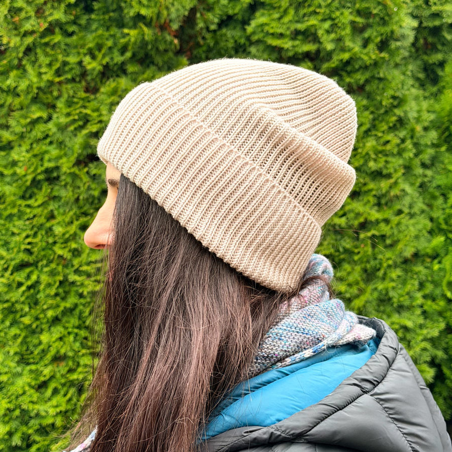 VARELLA – czapka beanie z wełny merino 100% Baby Merino 63 piaskowy, jesienno-zimowa