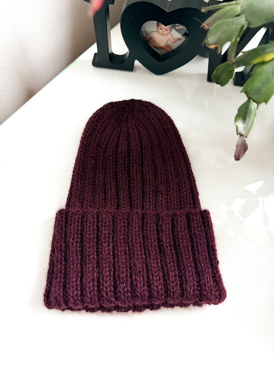 LAURIN Turn-Up Beanie 100% Alpaca 9044 ciemne winogrona