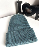 Ręcznie robiona czapka beanie AUREA 100% Baby Merino plus moher i jedwab 47/37 Morze Północne