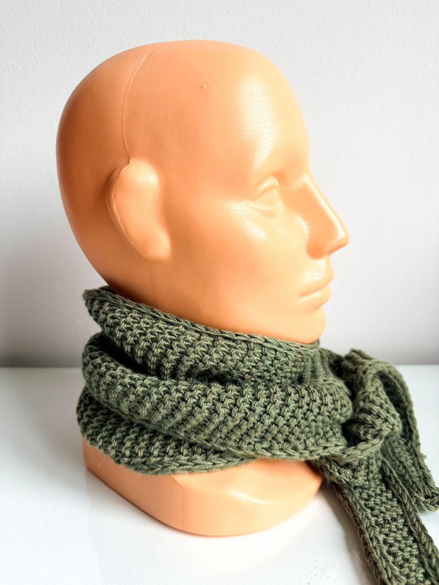 Słodki szalik, apaszka baby merino Nitkowe Love 38 Oliwka