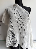 Handgestricktes Dreieckstuch aus 100 % Alpakawolle – Farbe wählen