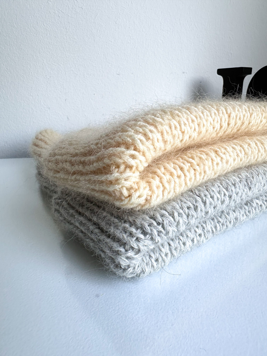 KIARA Turn-Up Beanie 100% Alpaca 9020 perłowo szary jasny