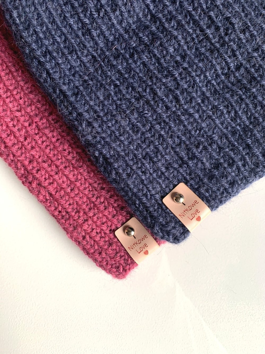 Czapka zrobiona na drutach KIARA 100% Alpaka 5575 Granatowa