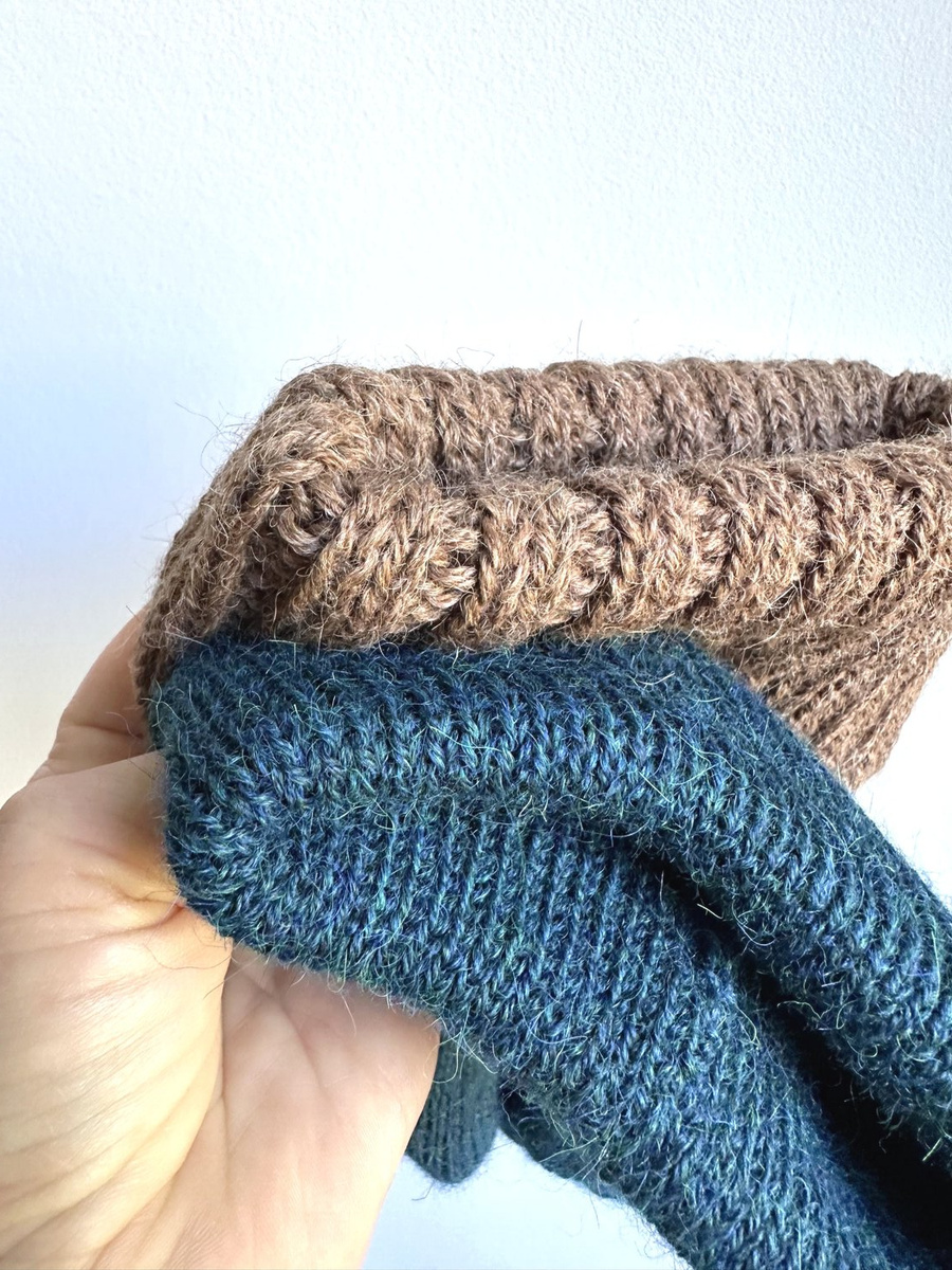 Czapka wywijana HELEN 100% Alpaka 7240 Niebieski Petrol