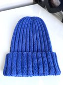 HELLI – czapka beanie z wełny merino 100% Baby Merino 33 jaskrawoniebieska jesienno-zimowa