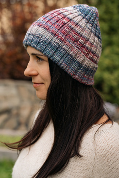 NELLI – ręcznie robiona czapka merino beanie 43 Morwa zimowa