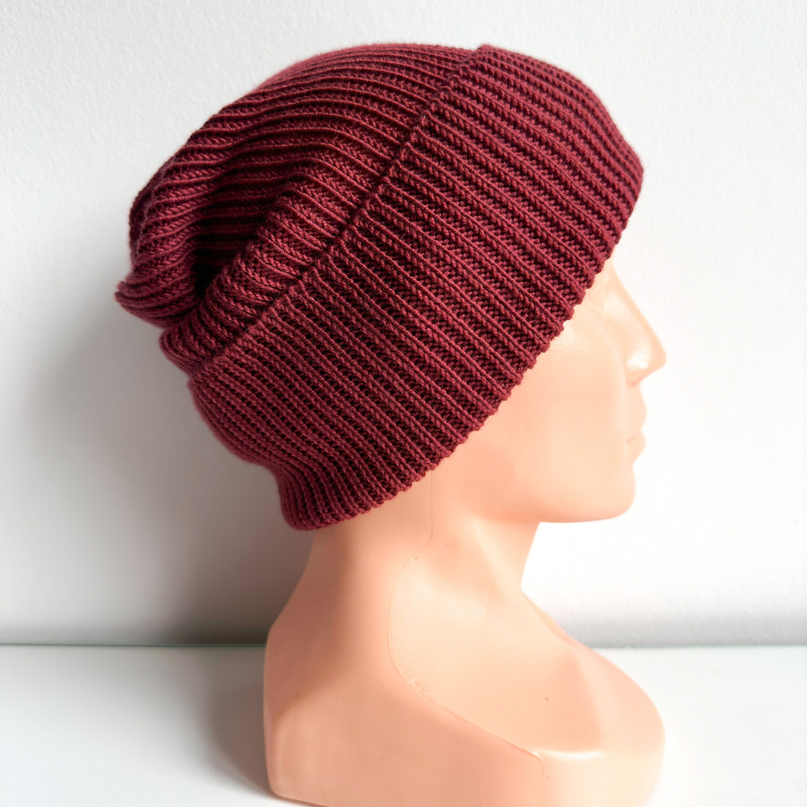 VARELLA – czapka zimowa merino 100% Baby Merino 51 bordowy beanie wywijana