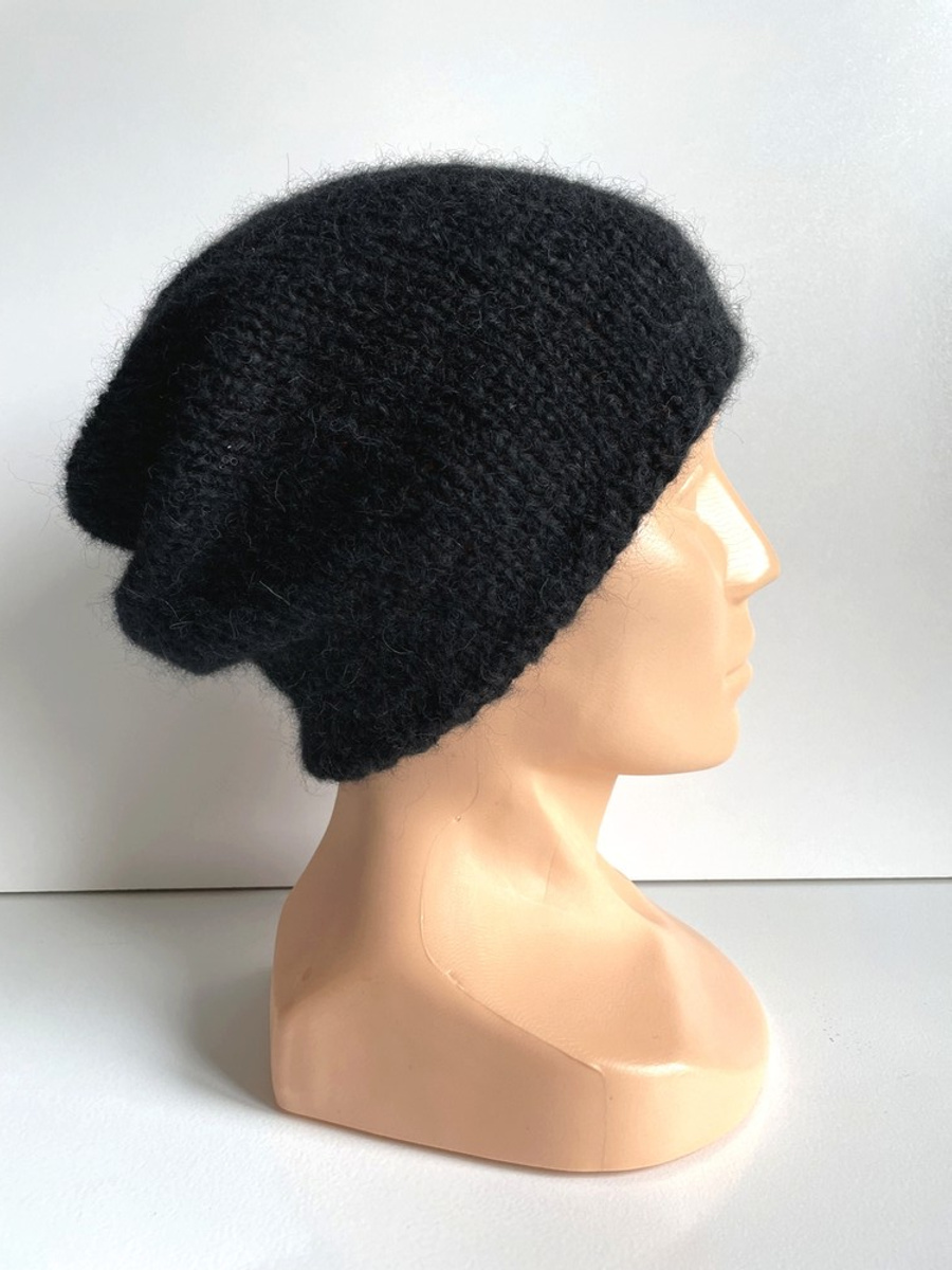 CHMURKA Women's Alpaca Beanie 31 Black