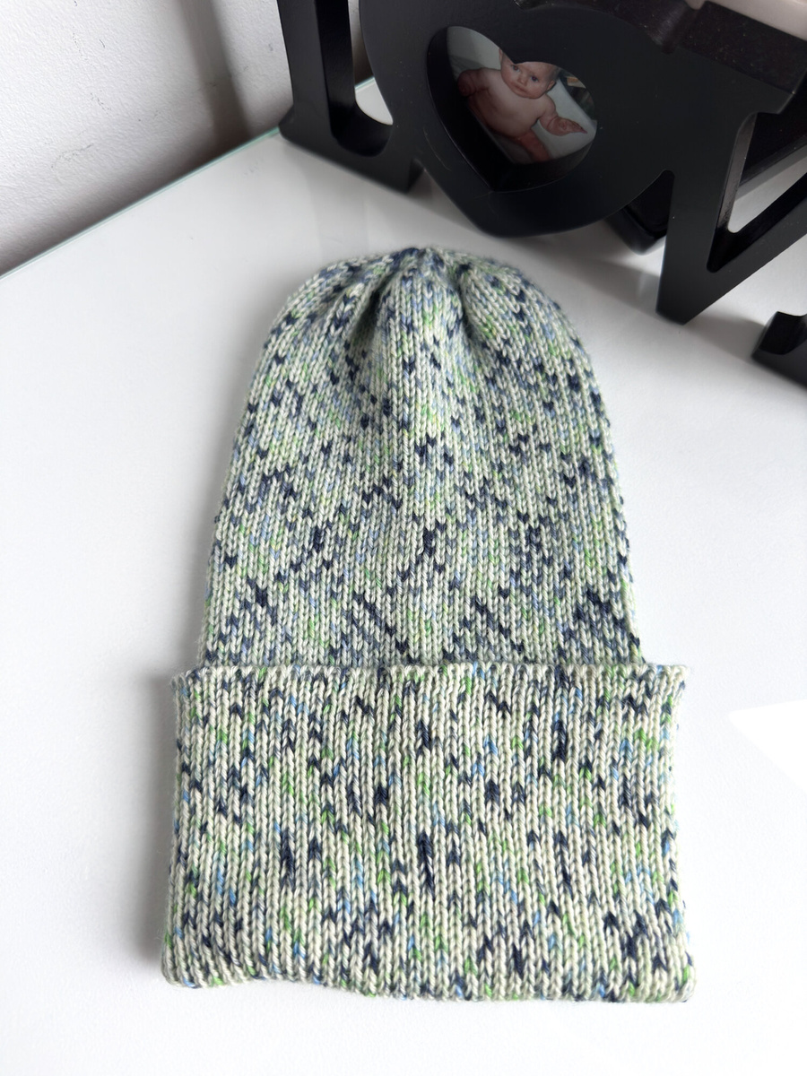VARELLA – czapka merino wywijana 100% Baby Merino 467 Lody Pistacjowe
