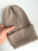 VARELLA – czapka beanie z wełny merino 100% baby merino 64 jasny dąb zimowa unisex