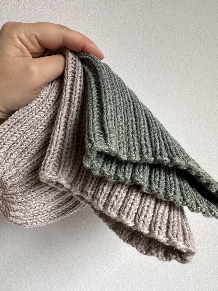 HELLI – czapka zimowa damska beanie z wełny baby merino 50 Zielona Szałwia