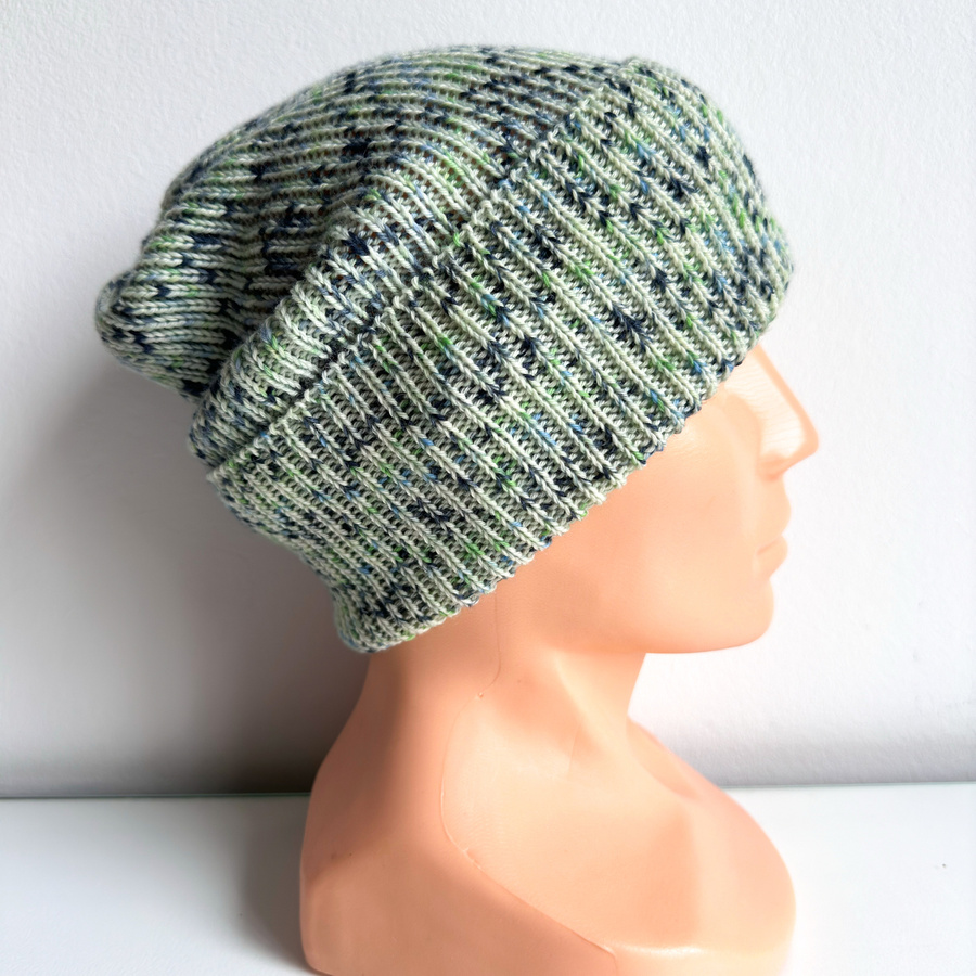 VARELLA – czapka merino wywijana 100% Baby Merino 467 Lody Pistacjowe