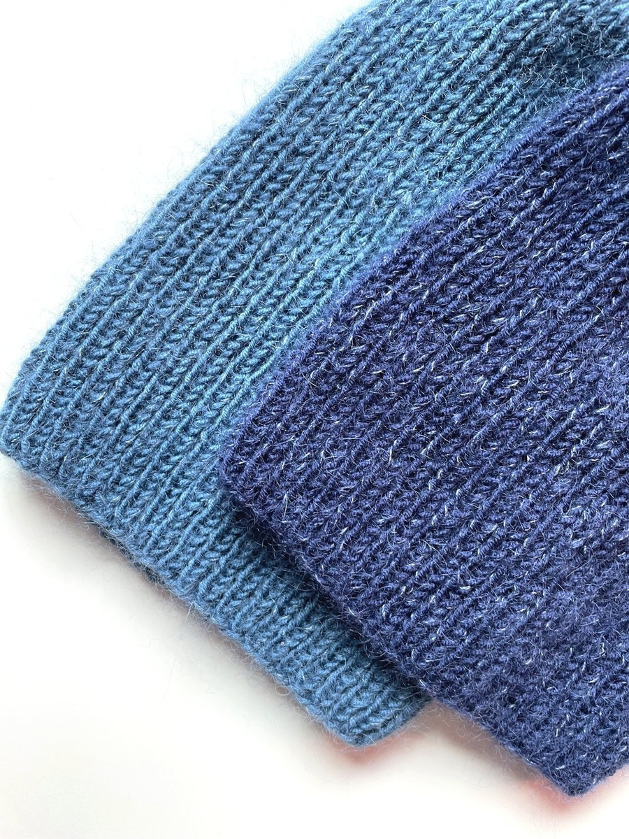 AUREA – ręcznie robiona cienka czapka beanie merino + moher i jedwab damska 42/27 Petrol
