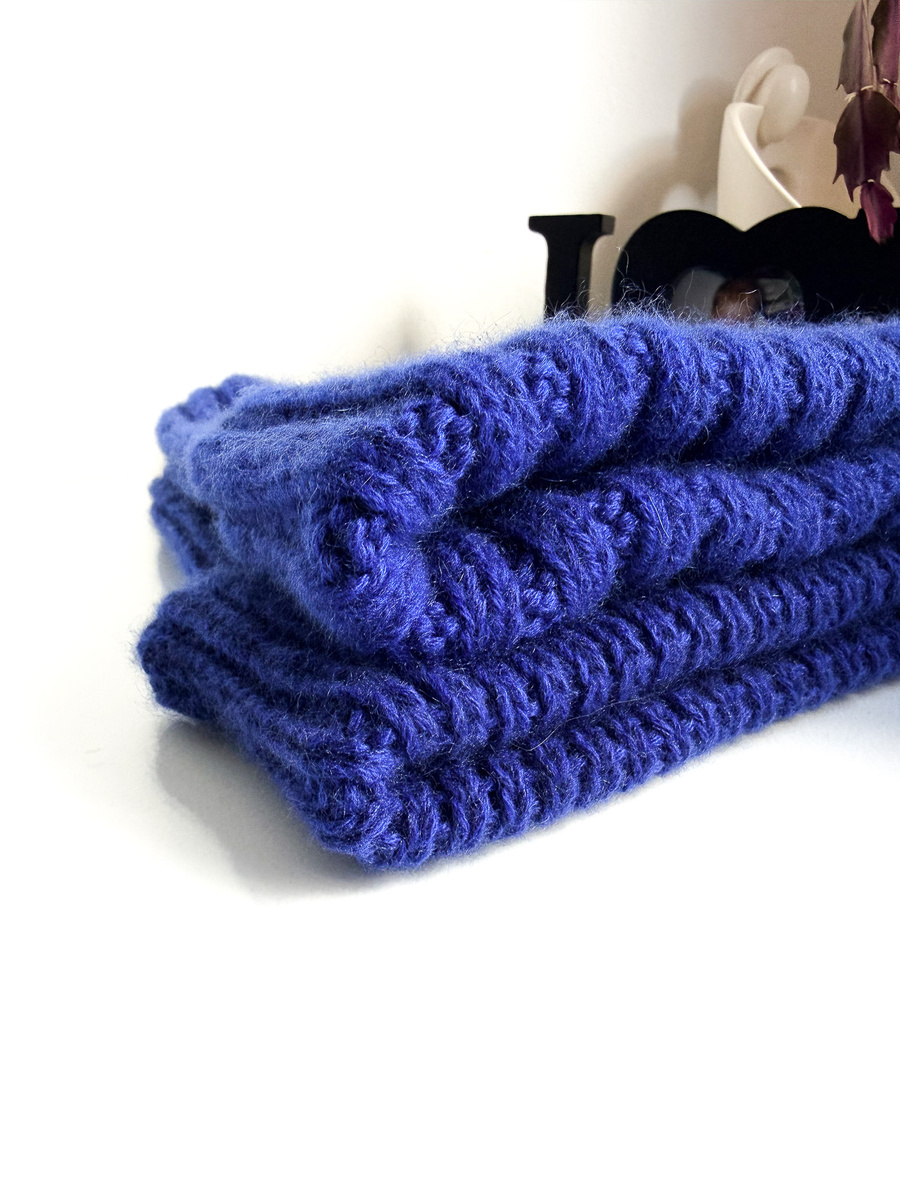 MARLA Turn-Up Beanie 100% Cashmere 728 Vela Nitkowe Love
