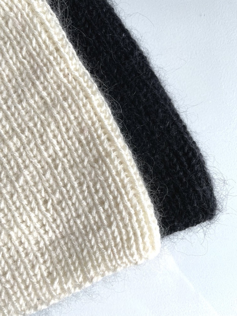 AUREA – ręcznie robiona ciepła czapka damska z baby merino + moher i jedwab 02/01 Ecru
