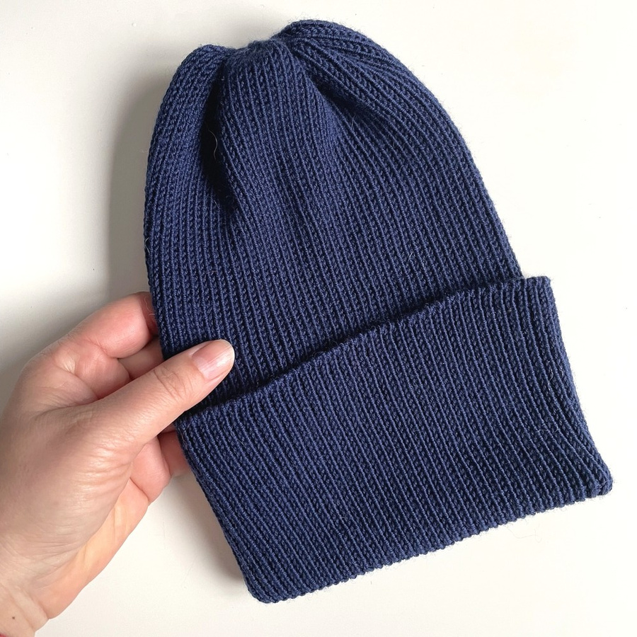 VARELLA – czapka beanie z wełny merino 100% baby merino 13 granatowy, jesienno-zimowa
