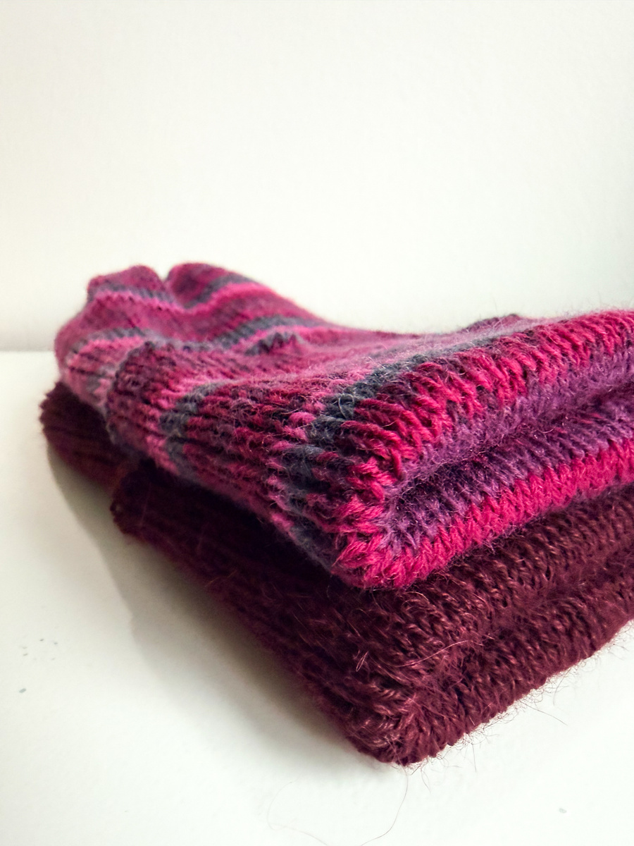 Czapka wywijana HELEN 100% Alpaka 9046 dzikie jagody