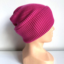 VARELLA – czapka beanie z wełny merino 100% Baby Merino 08 Fuksja jesienno-zimowa