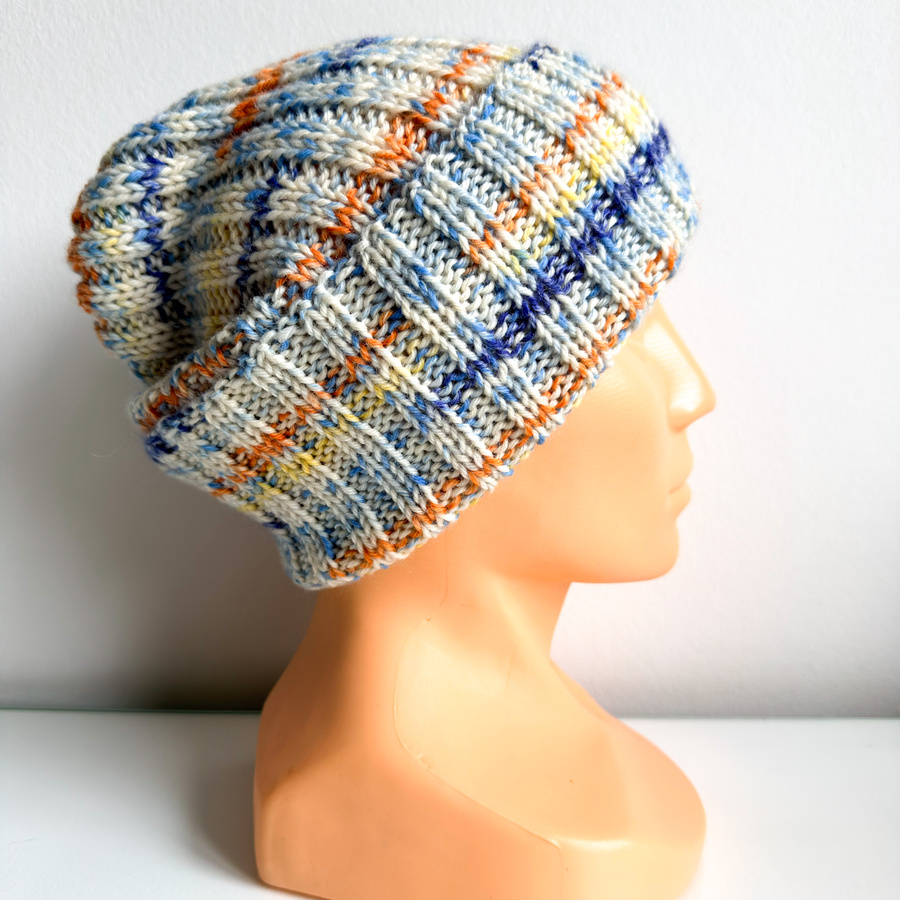 Wywijana czapka merino HELLI 100% Baby Merino 32 Turkusowy