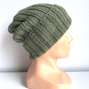 HELLI Beanie-Mütze mit Umschlag 100% Baby-Merinowolle 38 Oliv