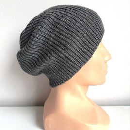 VARELLA Beanie-Mütze aus Merinowolle 100% Baby Merino 20 Dunkelgrau