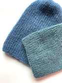 Handmade women's hat AUREA 100% Baby Merino plus mohair and silk 47/37 North Sea