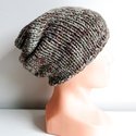 Nitkowe Love – czapka smerfetka z baby merino 100% odcienie zieleni i beżu zimowa unisex